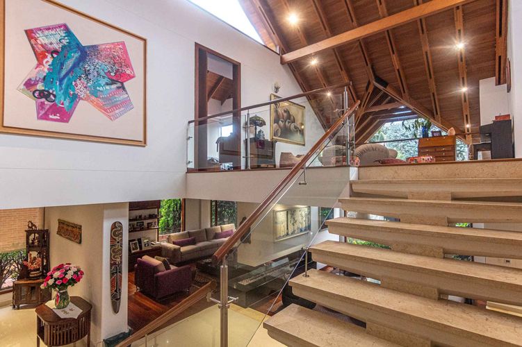 Casa de 5 alcobas en venta en San Jose De Bavaria, Bogotá, 600 m² · foto 10 de 24