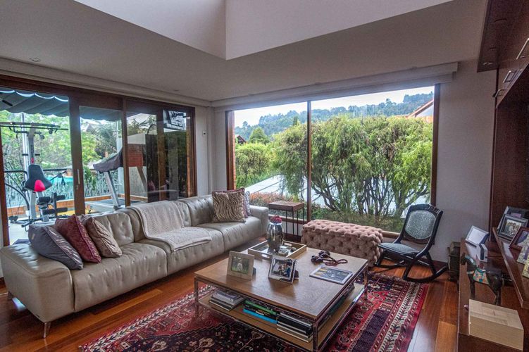 Casa de 5 alcobas en venta en San Jose De Bavaria, Bogotá, 600 m² · foto 11 de 24