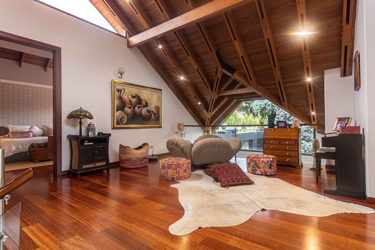Casa de 5 alcobas en venta en San Jose De Bavaria, Bogotá, 600 m² · foto 12 de 24