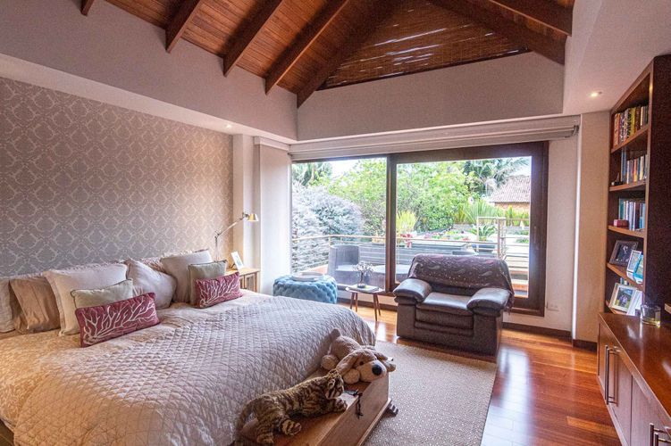 Casa de 5 alcobas en venta en San Jose De Bavaria, Bogotá, 600 m² · foto 18 de 24