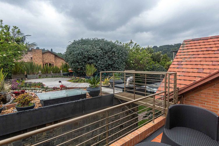 Casa de 5 alcobas en venta en San Jose De Bavaria, Bogotá, 600 m² · foto 21 de 24