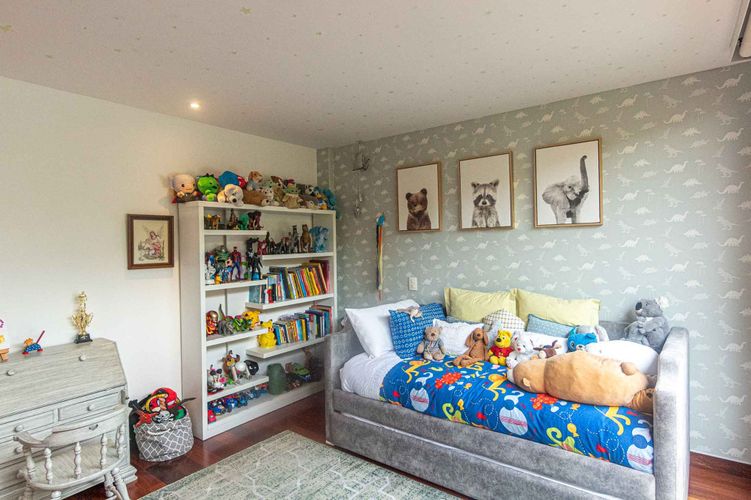 Casa de 5 alcobas en venta en San Jose De Bavaria, Bogotá, 600 m² · foto 24 de 24