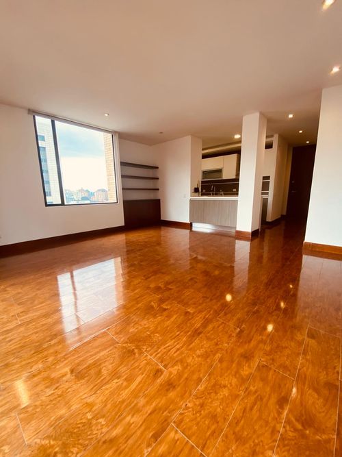 Apartamento de 2 alcobas en venta en Chico Norte, Bogotá, 90 m² · foto 11 de 22