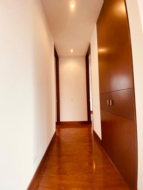 Apartamento de 2 alcobas en venta en Chico Norte, Bogotá, 90 m² · foto 13 de 22