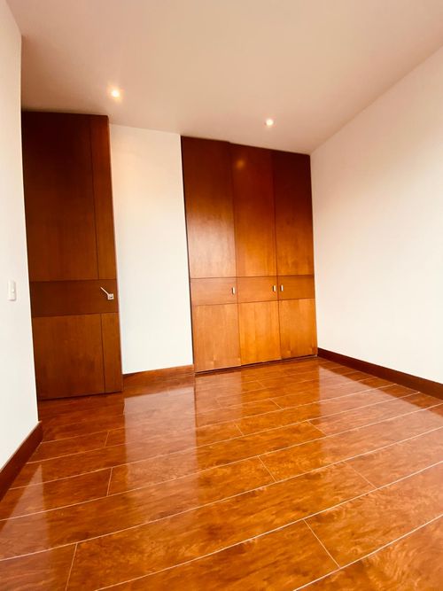 Apartamento de 2 alcobas en venta en Chico Norte, Bogotá, 90 m² · foto 15 de 22