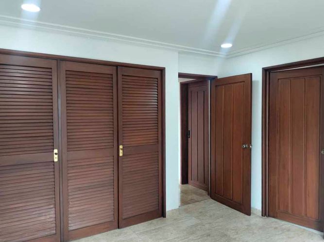 Apartamento de 3 alcobas en arriendo en El Poblado, Medellín, 245 m² · foto 15 de 20