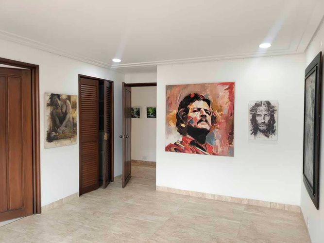 Apartamento de 3 alcobas en arriendo en El Poblado, Medellín, 245 m² · foto 16 de 20