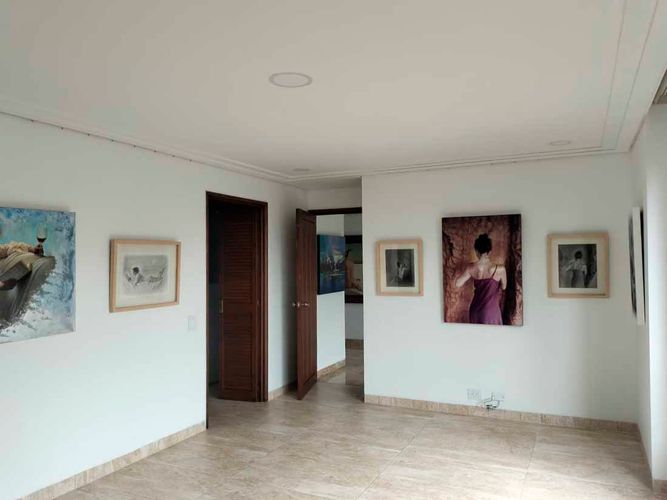 Apartamento de 3 alcobas en arriendo en El Poblado, Medellín, 245 m² · foto 17 de 20