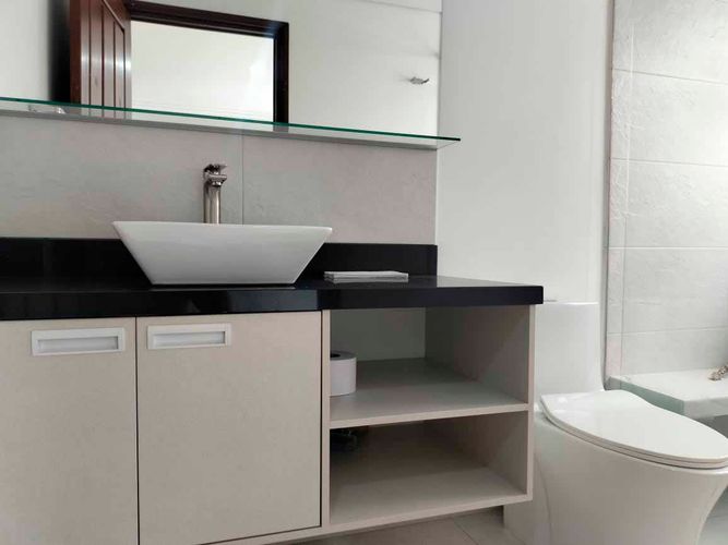 Apartamento de 3 alcobas en arriendo en El Poblado, Medellín, 245 m² · foto 20 de 20
