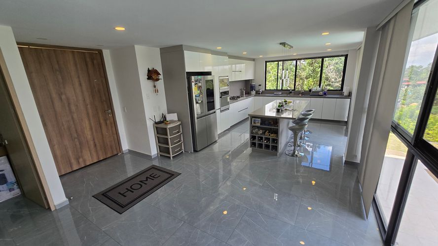 Casa de 4 alcobas en venta en Ruitoque Alto, Floridablanca, 380 m² · foto 6 de 24