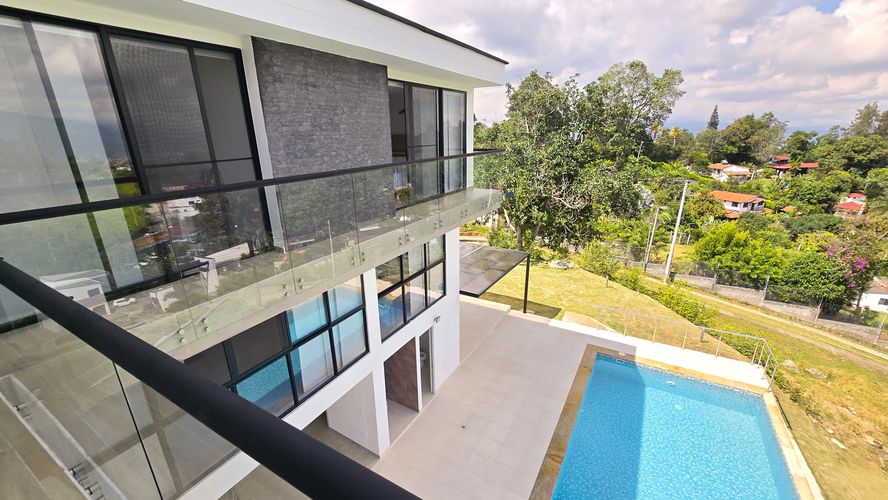 Casa de 4 alcobas en venta en Ruitoque Alto, Floridablanca, 380 m² · foto 20 de 24