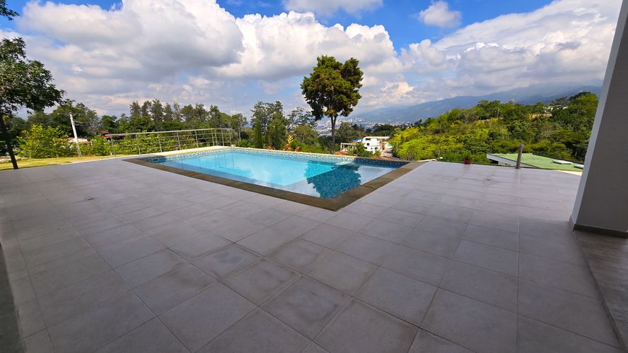 Casa de 4 alcobas en venta en Ruitoque Alto, Floridablanca, 380 m² · foto 21 de 24