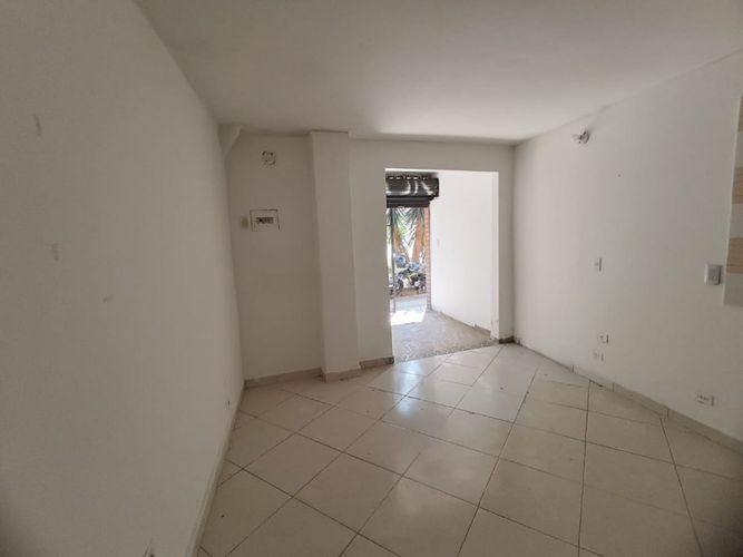 Local en arriendo en Boston, Medellín, 25 m² · foto 6 de 20