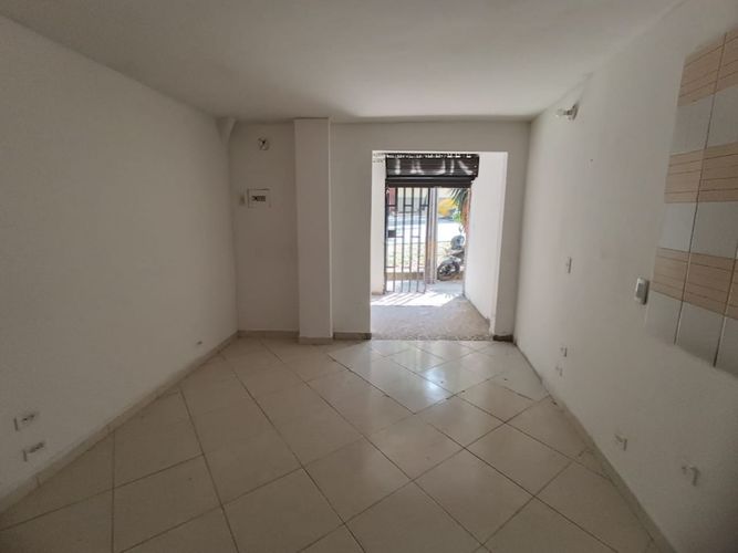 Local en arriendo en Boston, Medellín, 25 m² · foto 8 de 20