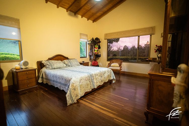 Casa de 4 alcobas en venta en Pantanillo, El Retiro, 360 m² · foto 10 de 15