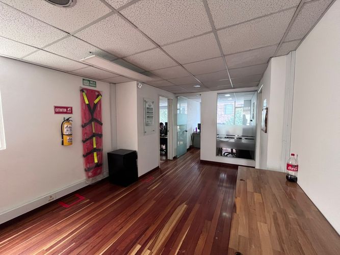 Casa en venta en Pasadena, Bogotá · foto 9 de 24