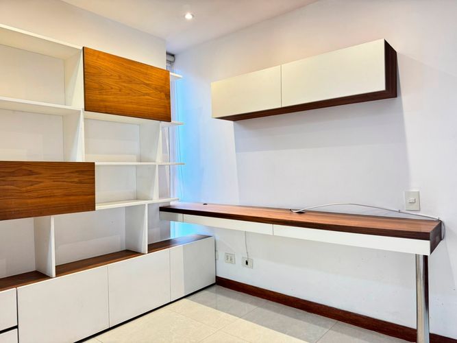Apartamento de 3 alcobas en arriendo en El Poblado, Medellín, 165 m² · foto 7 de 17