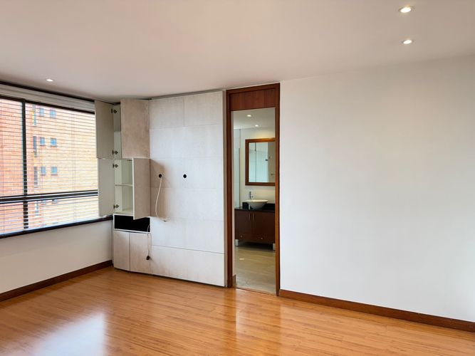 Apartamento de 3 alcobas en arriendo en El Poblado, Medellín, 165 m² · foto 11 de 17