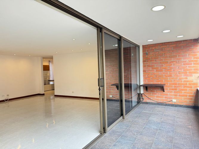 Apartamento de 3 alcobas en arriendo en El Poblado, Medellín, 165 m² · foto 16 de 17