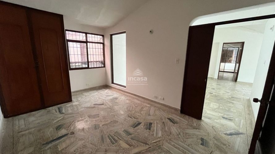 Casa de 5 alcobas en venta en Las Mercedes, Palmira, 319 m² · foto 9 de 24
