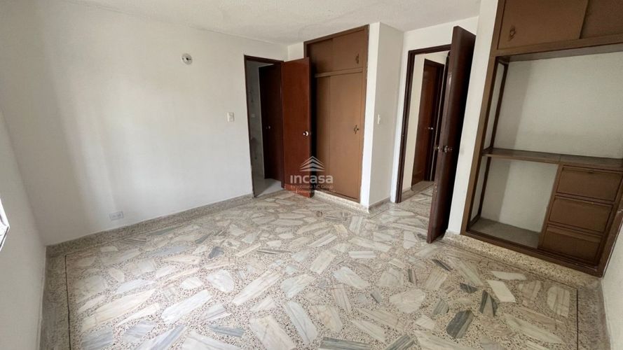 Casa de 5 alcobas en venta en Las Mercedes, Palmira, 319 m² · foto 19 de 24