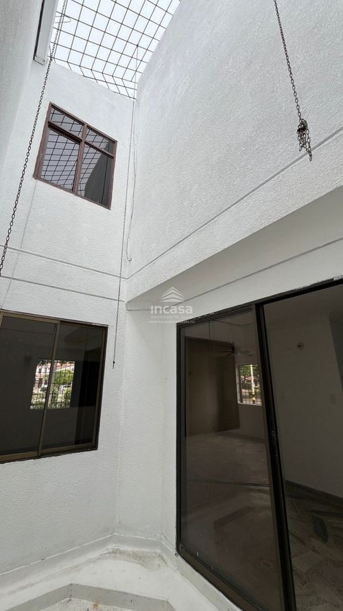 Casa de 5 alcobas en venta en Las Mercedes, Palmira, 319 m² · foto 22 de 24