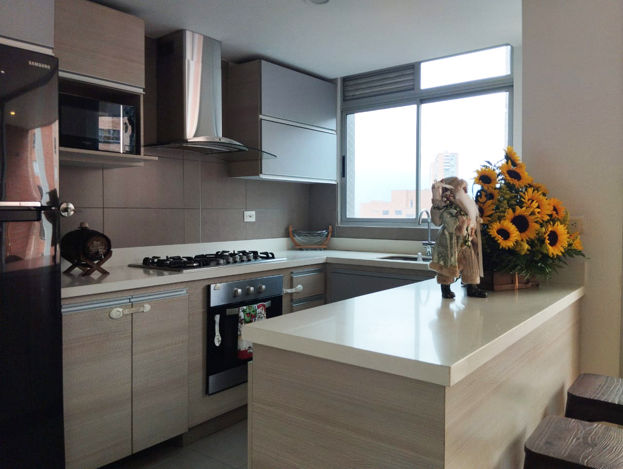 Apartamento en venta en El Poblado, Medellín · foto 8 de 19