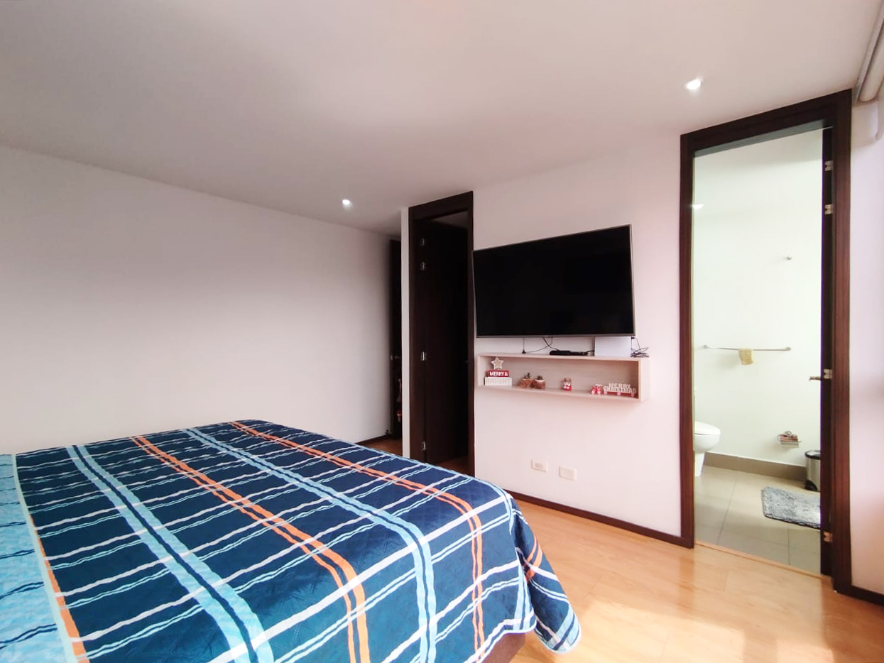 Apartamento en venta en El Poblado, Medellín · foto 11 de 19