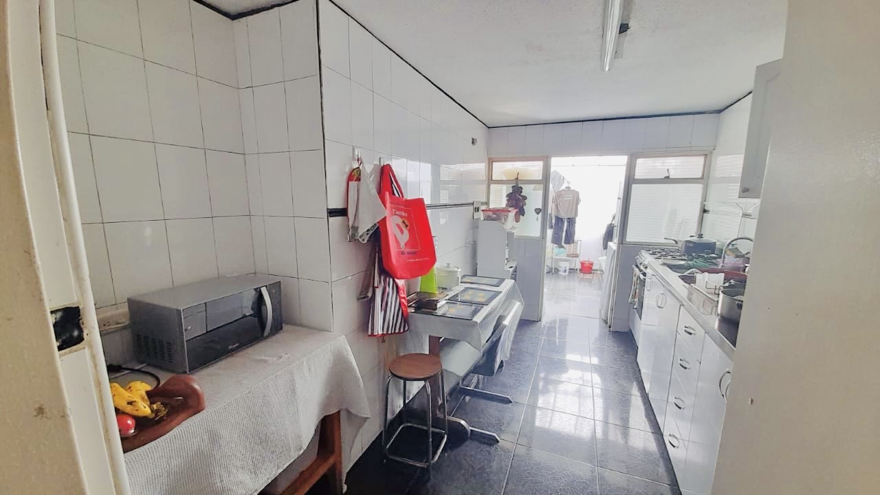 Casa en venta en Las Villas, Bogotá · foto 18 de 24
