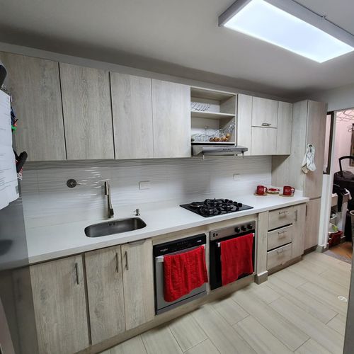 Casa de 3 alcobas en venta en Loma Del Chocho, Envigado, 180 m² · foto 5 de 8