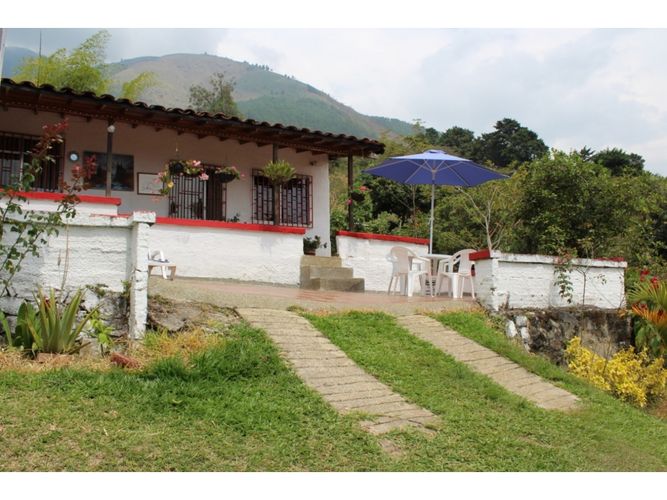 Finca en venta en Tierradentro, Bello, 220 m² · foto 9 de 14