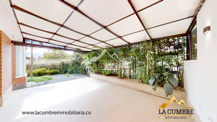 Casa de 3 alcobas en venta en La Sebastiana, Envigado, 218 m² · foto 6 de 15