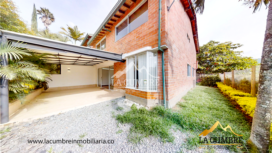 Casa de 3 alcobas en venta en La Sebastiana, Envigado, 218 m² · foto 7 de 15