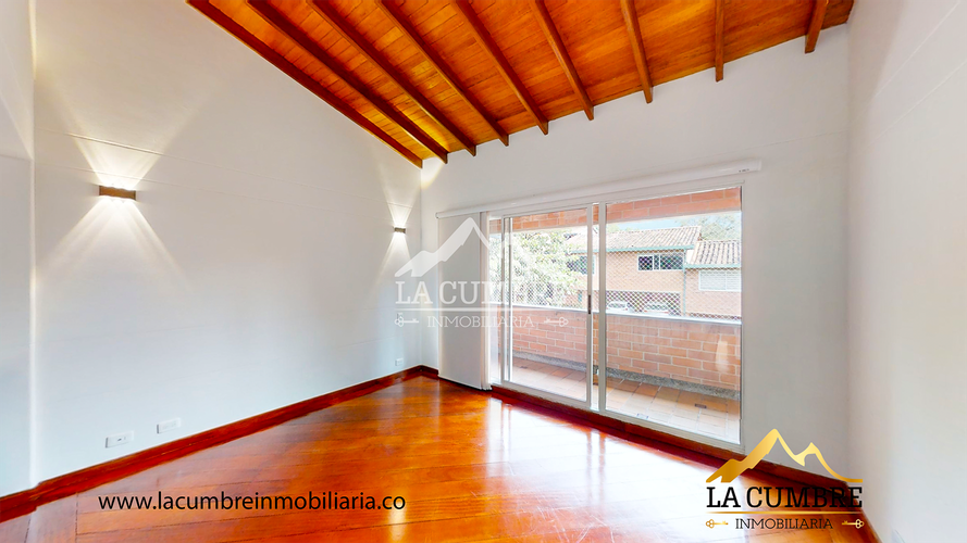 Casa de 3 alcobas en venta en La Sebastiana, Envigado, 218 m² · foto 8 de 15