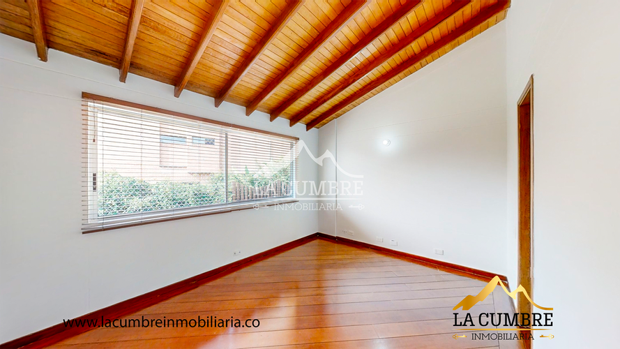 Casa de 3 alcobas en venta en La Sebastiana, Envigado, 218 m² · foto 15 de 15