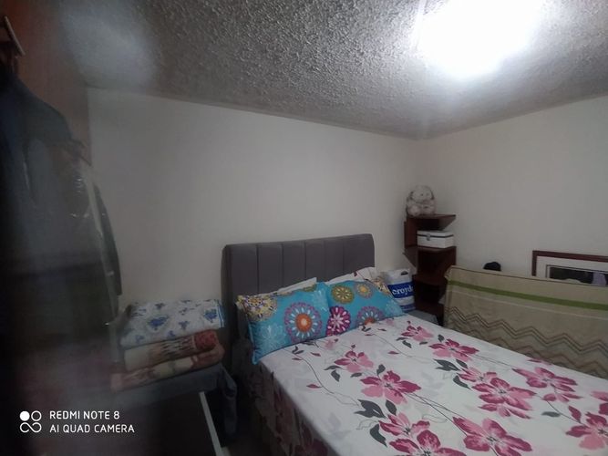 Casa de 5 alcobas en venta en Escocia, Bogotá, 178 m² · foto 10 de 23