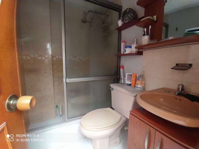 Casa de 5 alcobas en venta en Escocia, Bogotá, 178 m² · foto 17 de 23