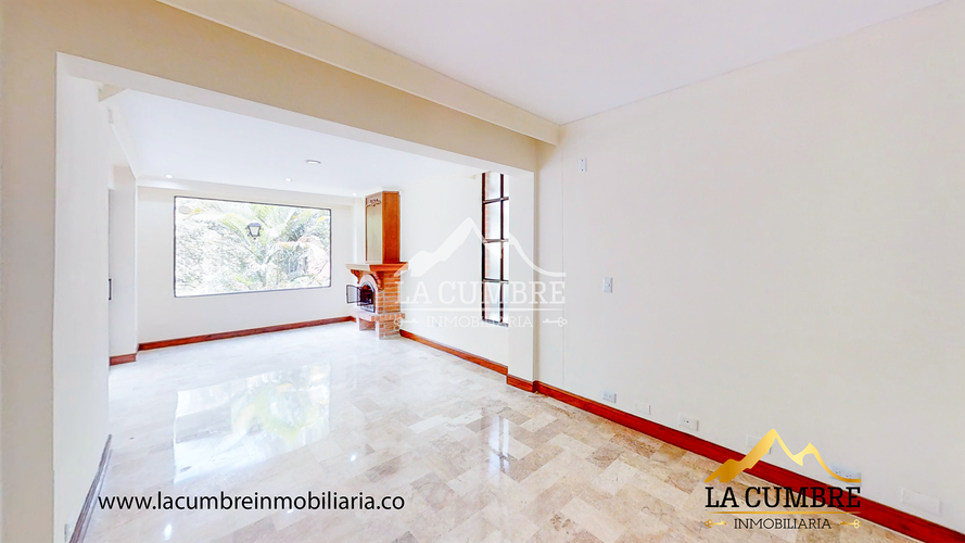 Casa de 5 alcobas en venta en La Abadia, Envigado, 390 m² · foto 6 de 20