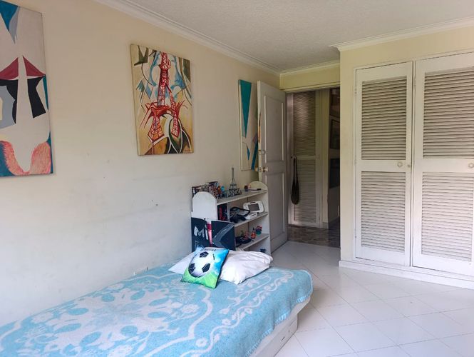 Apartamento de 3 alcobas en venta en El Poblado, Medellín, 223 m² · foto 5 de 13