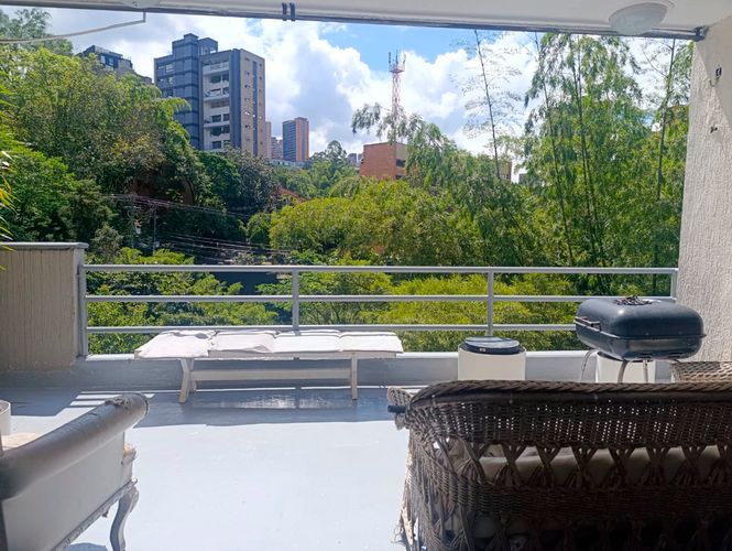 Apartamento de 3 alcobas en venta en El Poblado, Medellín, 223 m² · foto 13 de 13