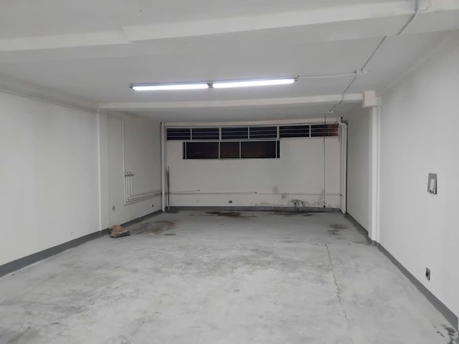 Bodega en venta en Centro Administrativo, Medellín, 185 m² · foto 2 de 6