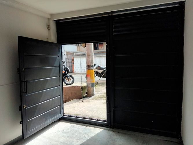 Bodega en venta en Centro Administrativo, Medellín, 185 m² · foto 5 de 6