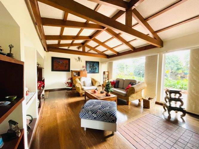 Casa de 4 alcobas en venta en Casablanca Suba I, Bogotá, 495 m² · foto 3 de 24