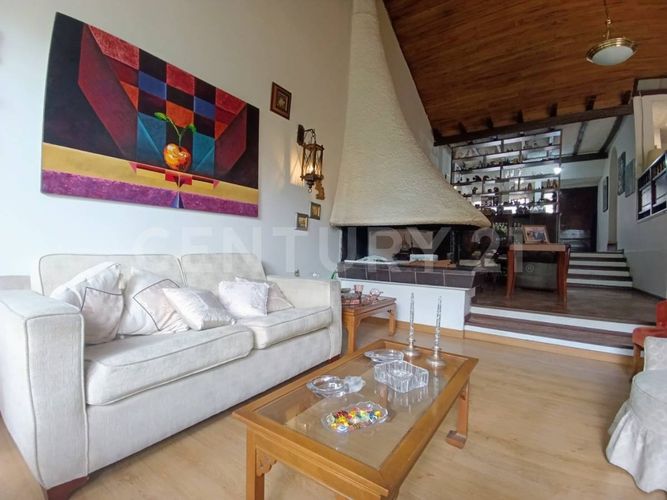 Casa de 5 alcobas en arriendo en La Calleja, Bogotá, 484 m² · foto 4 de 24