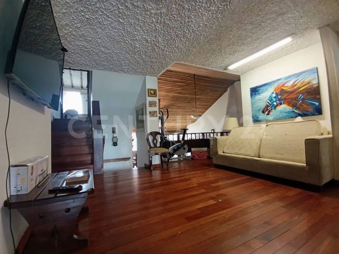Casa de 5 alcobas en arriendo en La Calleja, Bogotá, 484 m² · foto 10 de 24
