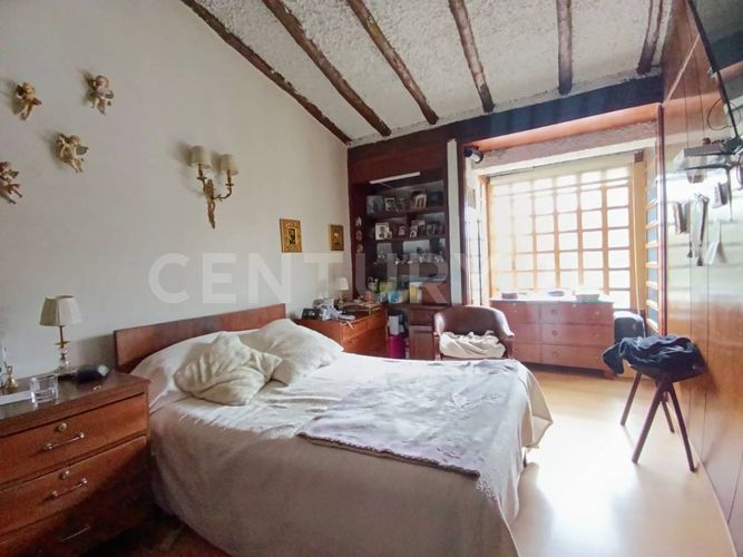 Casa de 5 alcobas en arriendo en La Calleja, Bogotá, 484 m² · foto 11 de 24