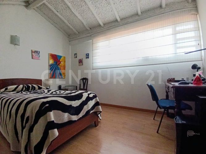 Casa de 5 alcobas en arriendo en La Calleja, Bogotá, 484 m² · foto 17 de 24