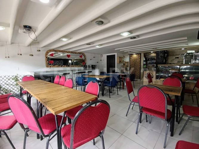 Casa de 5 alcobas en arriendo en La Calleja, Bogotá, 484 m² · foto 23 de 24