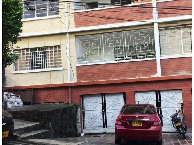 Edificio en venta en Miraflores, Cali, 481 m² · foto 3 de 6