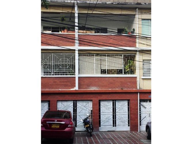 Edificio en venta en Miraflores, Cali, 481 m² · foto 6 de 6